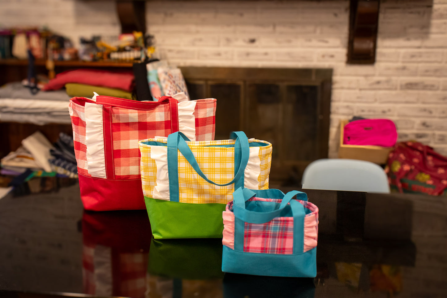 Ottava Ruffle Tote Bag