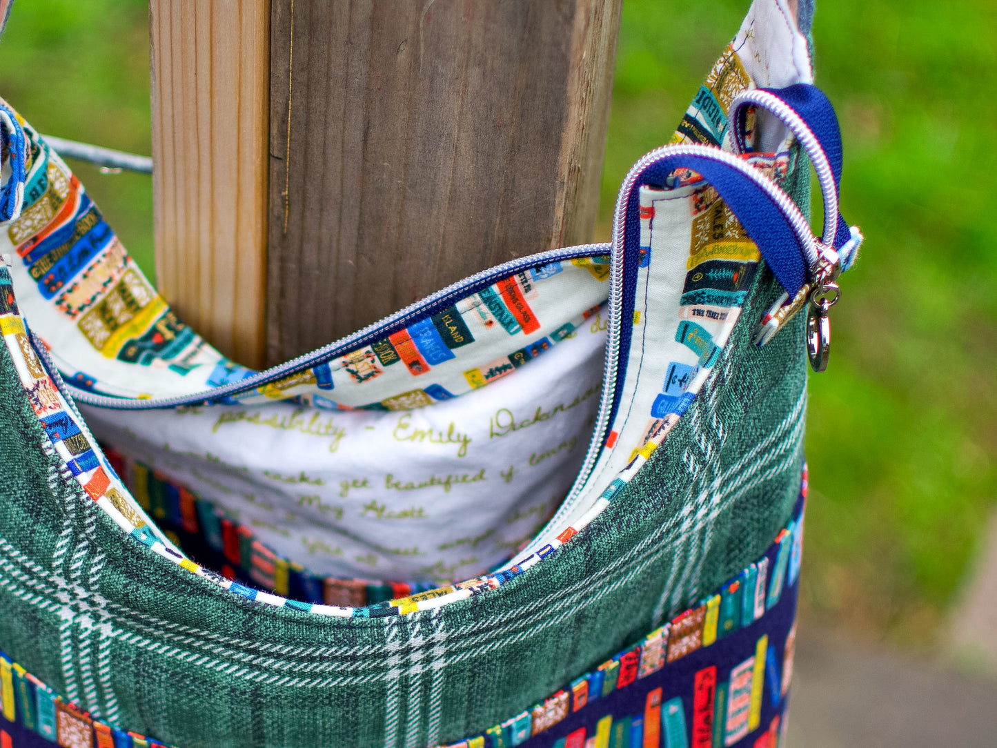 Libretto Handbag & Tote