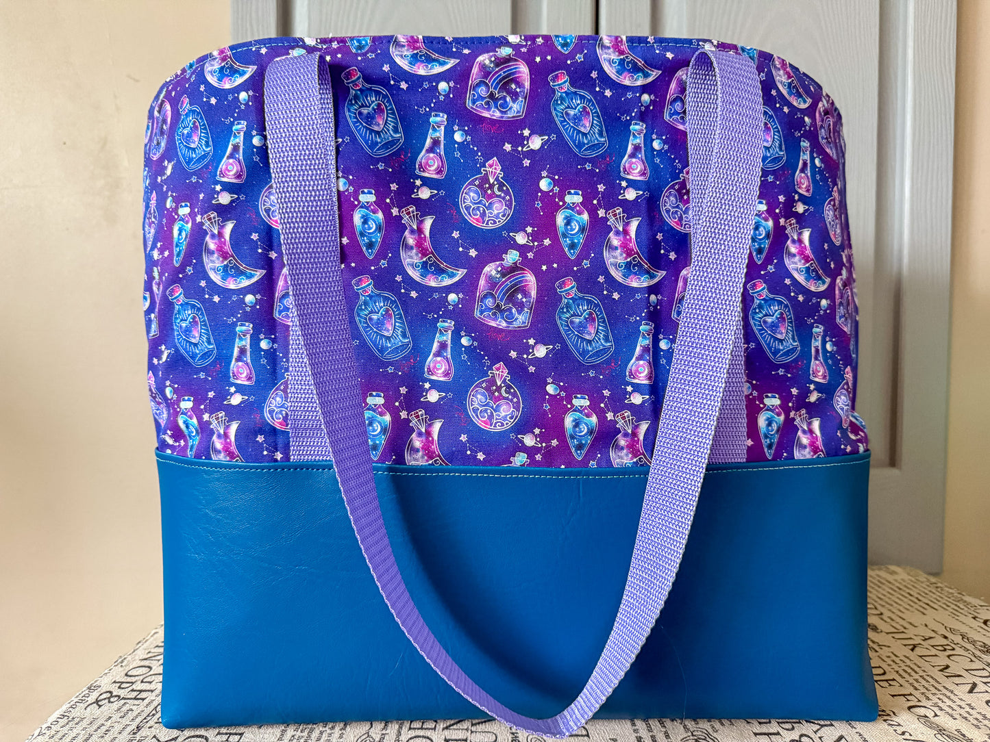 Ottava Ruffle Tote Bag