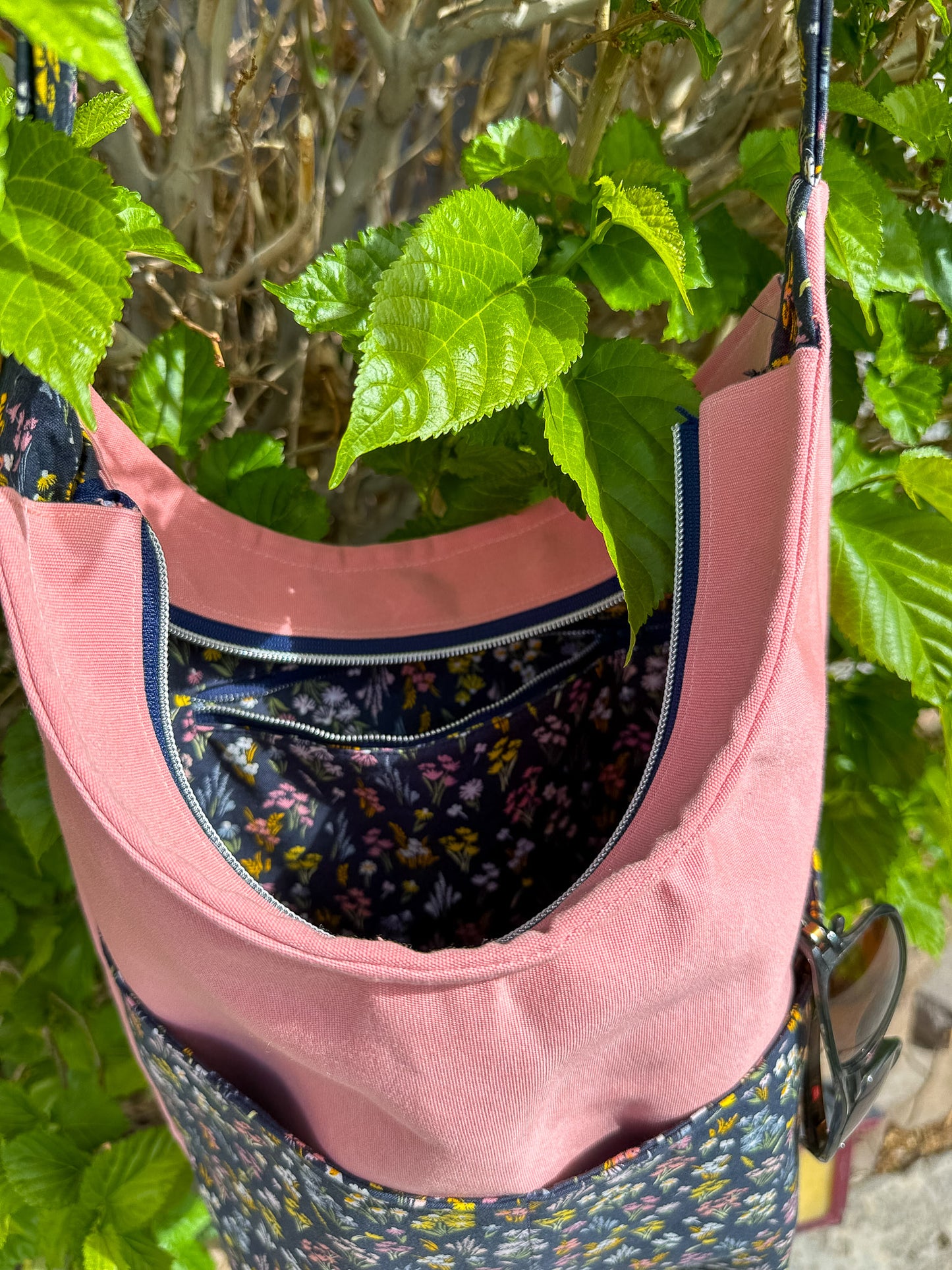 Libretto Handbag & Tote