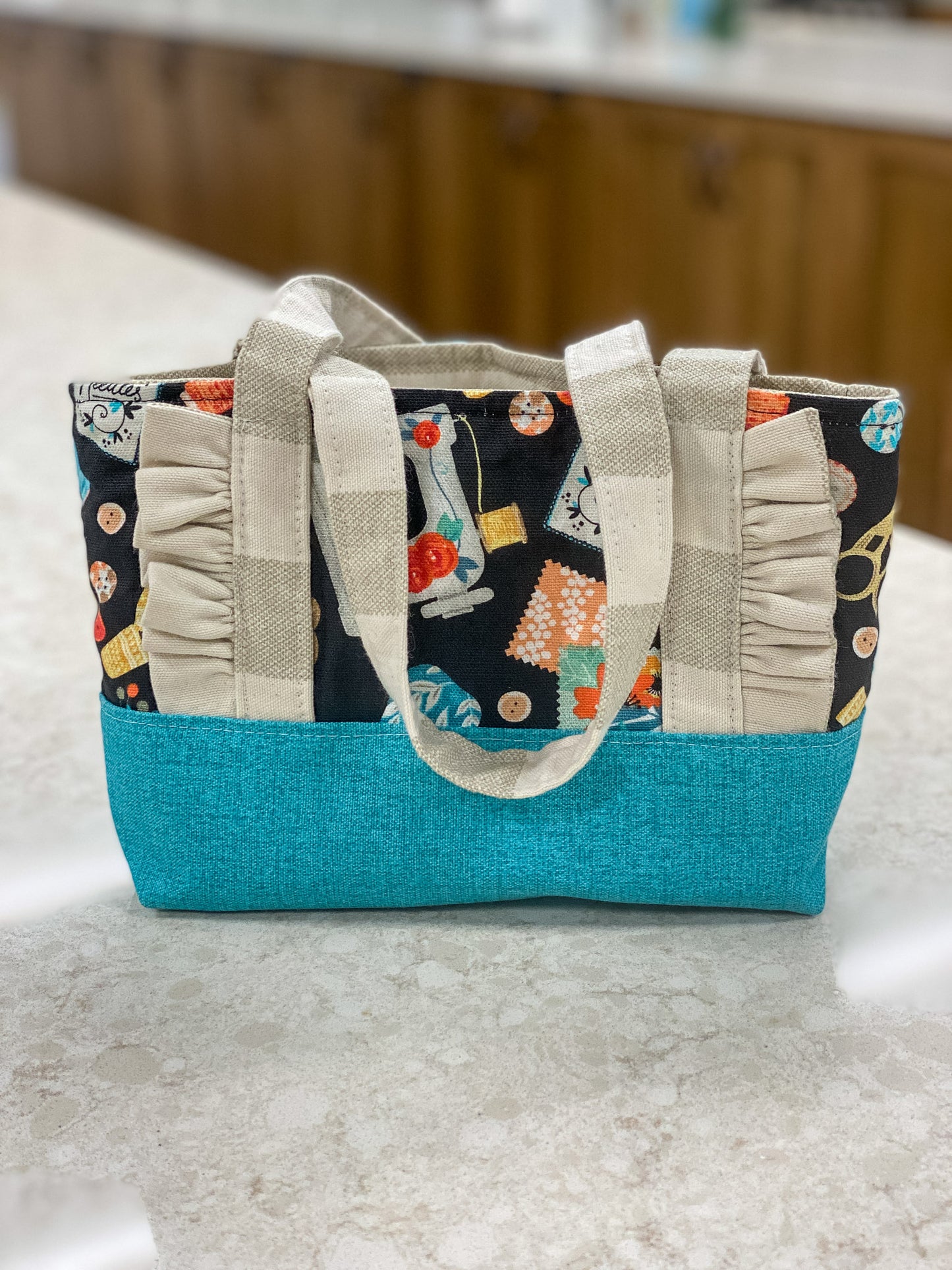 Ottava Ruffle Tote Bag